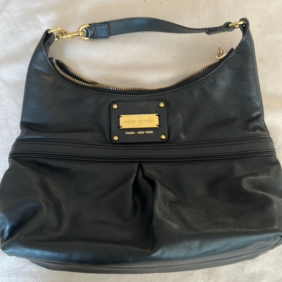 Marc Jacobs black leather hobo bag